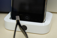 iPhone & 旧型Dock