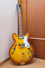 Epiphone Riviera